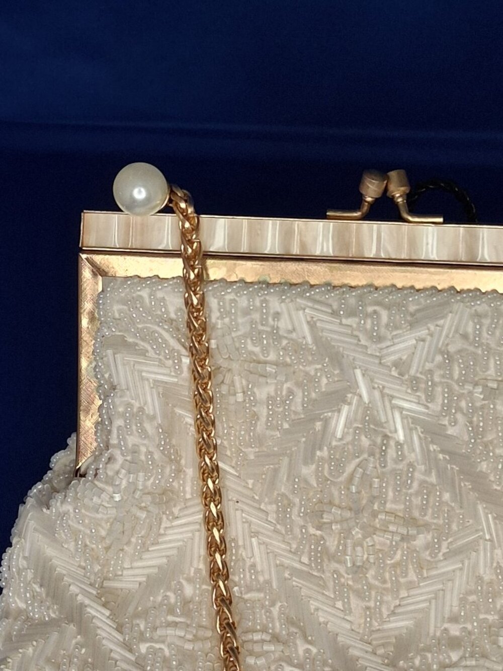 Vintage Sister Ernestine Beaded Evening Bag Pearl Accent Frame Clutch Hong Kong - Picture 2 of 10